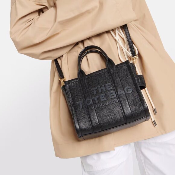 Marc Jacobs Handbags - Marc Jacobs The Small Leather Tote Bag w an Extra strap
